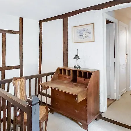 Luxurious In Montgaillard Feriehus *