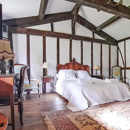 Luxurious In Montgaillard
